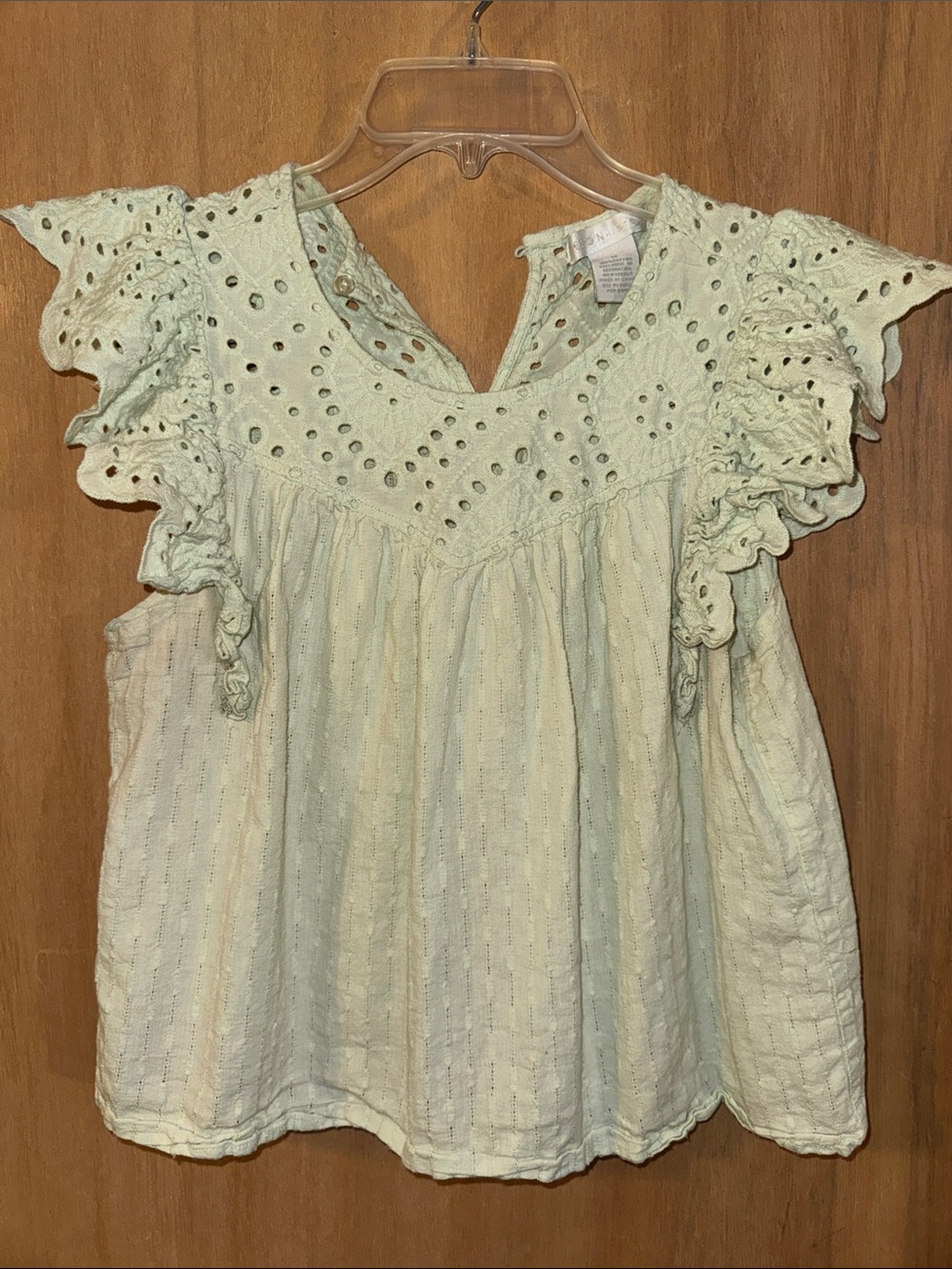 Design History Light Mint Eyelet Embroidery Ruffle Sleeve Top Junior Medium